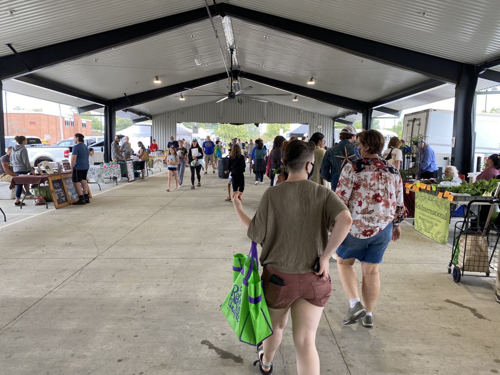 Columbia Farmers Market inside